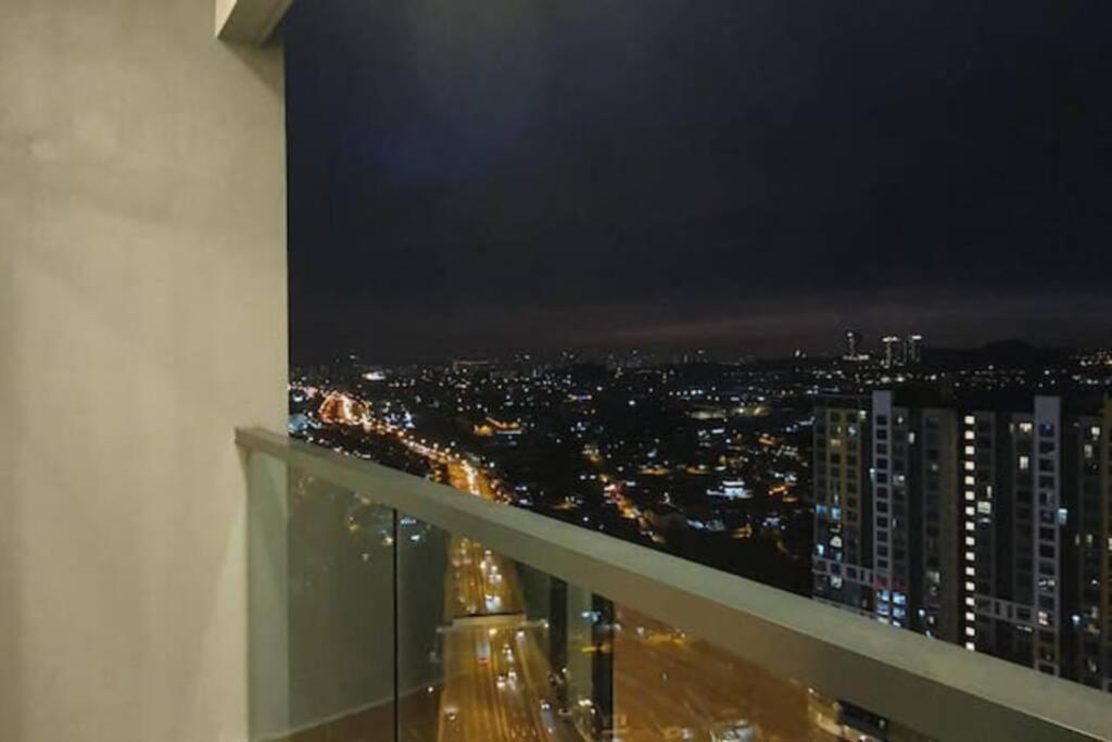 Apple Home 2 At Menara Simfoni, King Size Bed, Cheras, Nexflix, Wifi, Parking 세리 켐방안 외부 사진